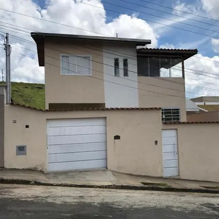 Buy this 3 bed house on Rua Doutor Vicente Risola in Região Urbana Homogênea XV, Poços de Caldas - MG