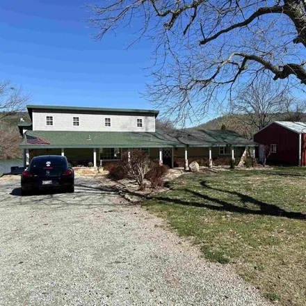 Buy this 3 bed house on 1468 Riverview Drive in Norfork, Baxter County