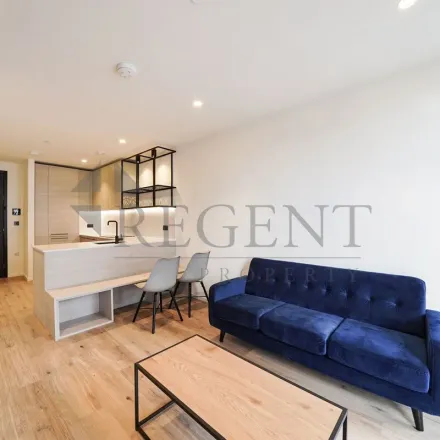 Rent this 1 bed apartment on North Dockside in Canary Wharf, London