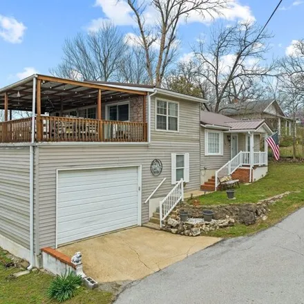 Buy this 3 bed house on 198 Rainey Street in Forsyth, Taney County