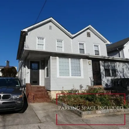 Rent this 3 bed house on 4707 Foster Avenue in New York, NY 11203