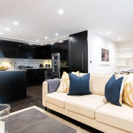 Image 7 - Penelope Chilvers, 65 Duke Street, London, W1K 5NP, United Kingdom - Apartment for rent