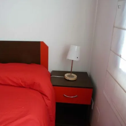 Image 2 - Calle del Ardite, 28054 Madrid, Spain - Apartment for rent