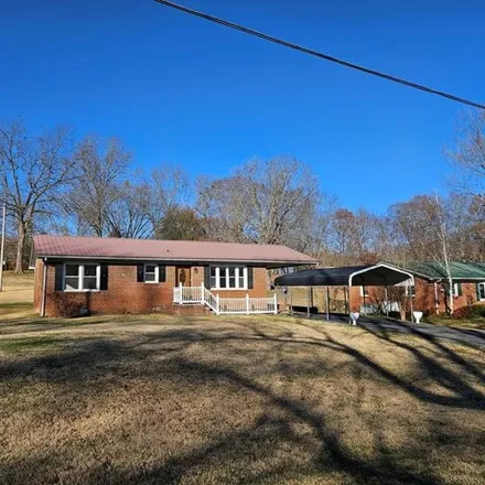 Buy this 3 bed house on 266 North Linda Avenue in Oakdale, White County