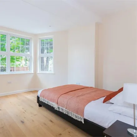 Rent this 1 bed apartment on Hayes End Road in London, UB4 8AX