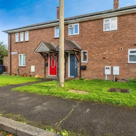Buy this 3 bed townhouse on Shropshire Road in West Lindsey, LN1 2UE