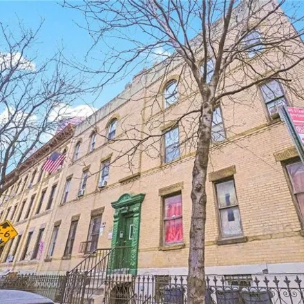 Buy this 12 bed house on Meeker Avenue in New York, NY 11211