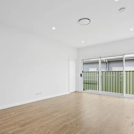Rent this 3 bed apartment on Pasture Way in Horsley NSW 2530, Australia