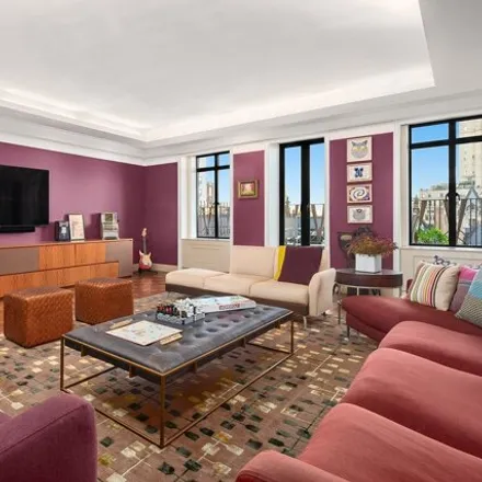 Image 2 - The Majestic, 115 Central Park West, New York, NY 10023, USA - Apartment for sale