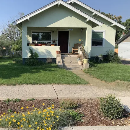 Buy this 3 bed house on 1730 Broadway Street in Baker City, OR 97814