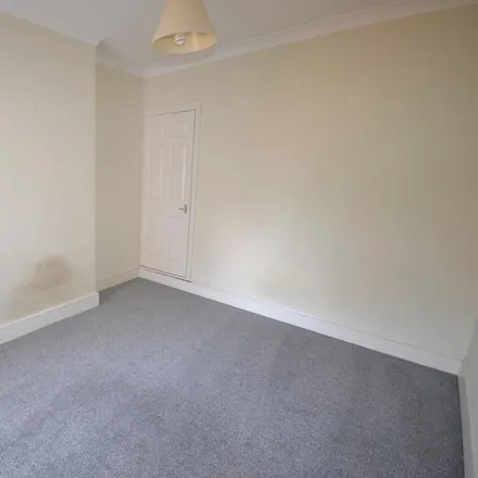 Image 9 - Raymond Road, Leicester, LE3 2AS, United Kingdom - Townhouse for rent