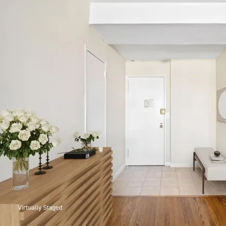 Image 4 - 10 W 15th St Apt 2018, New York, 10011 - Apartment for sale
