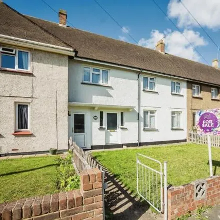 Buy this 4 bed townhouse on Truro Road in Gravesend, DA12 5RQ