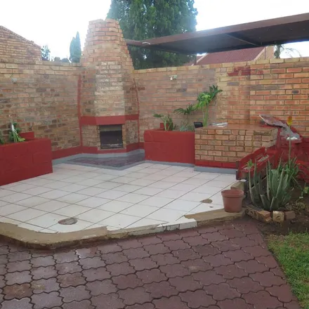 Image 8 - Aquarius Avenue, Reyno Ridge, eMalahleni, 1035, South Africa - Townhouse for rent