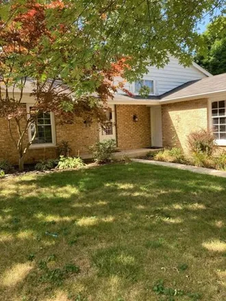 Rent this 3 bed house on 329 Berry Drive in Naperville, IL 60540