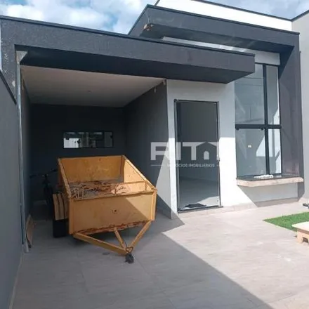 Buy this 2 bed house on Rua Projetada in Centro, Hortolândia - SP