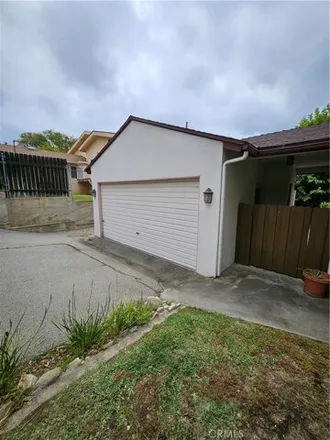 Image 2 - 2436 Kemper Ave, California, 91214 - House for sale