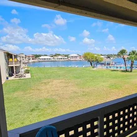 Buy this 3 bed condo on 2505 Bayhouse in Rockport, TX 78382