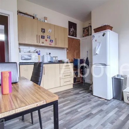 Rent this 3 bed house on Back Burley Lodge Road in Leeds, LS6 1QP