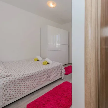 Rent this 2 bed apartment on 21215 Grad Kaštela