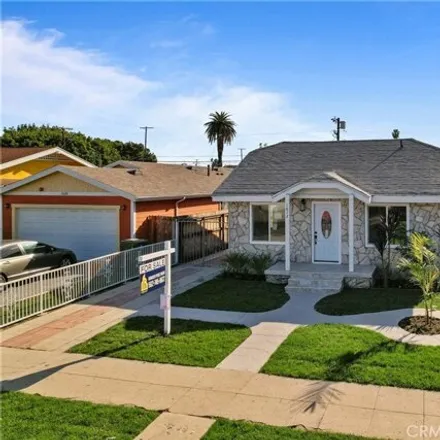 Image 3 - 1620 West 51st Place, Los Angeles, CA 90062, USA - House for sale