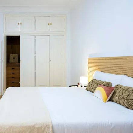 Image 3 - Plaza del Conde del Valle de Suchil, 12, 28015 Madrid, Spain - Room for rent