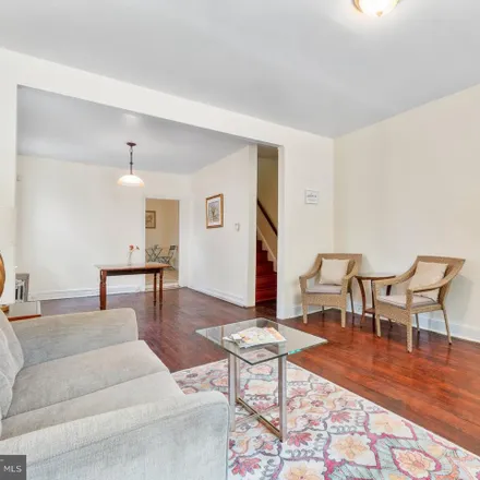 Image 5 - 4707 Alhambra Avenue, Baltimore, MD 21212, USA - House for sale