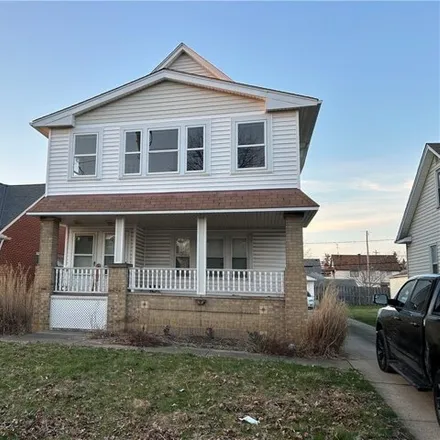 Rent this 3 bed house on 9405 Bancroft Avenue in Cleveland, OH 44105