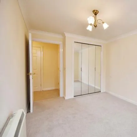 Image 5 - Pritchard Court, Cardiff Road, Cardiff, CF5 2DP, United Kingdom - Apartment for sale