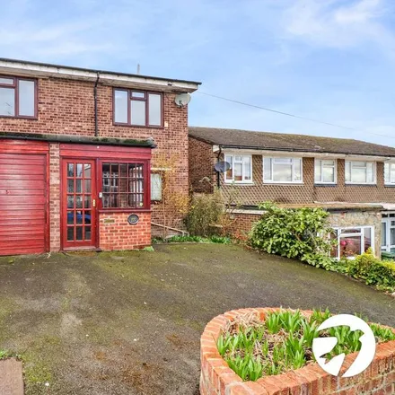 Rent this 4 bed house on Brigstock Road in London, DA17 6DR