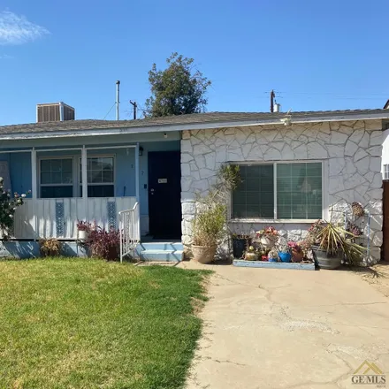 Buy this 3 bed house on 212 South Kincaid Street in Bakersfield, CA 93307