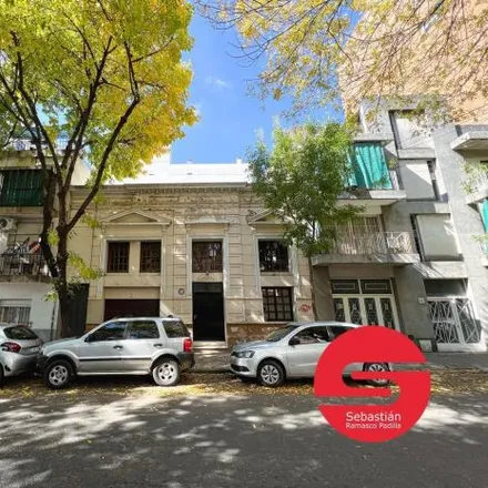 Rent this 4 bed house on Ayacucho 1319 in Rosario Centro, Rosario