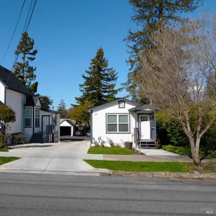 Buy this 9 bed house on 15 7th St in Petaluma, California