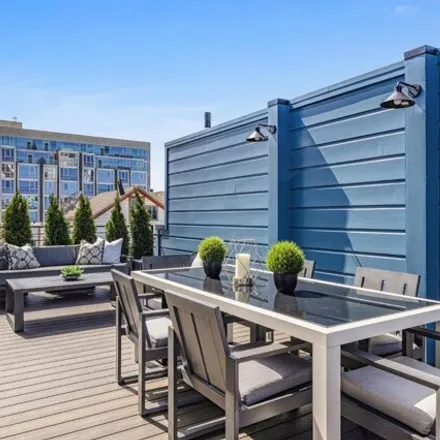 Buy this 3 bed condo on 678 Capp St in San Francisco, California