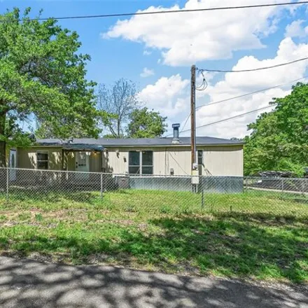 Buy this studio apartment on 332 Pilgrim Rd in Alvarado, Texas