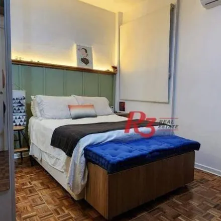 Buy this studio apartment on Six Sports Bar in Rua Jorge Tibiriçá 44, Gonzaga