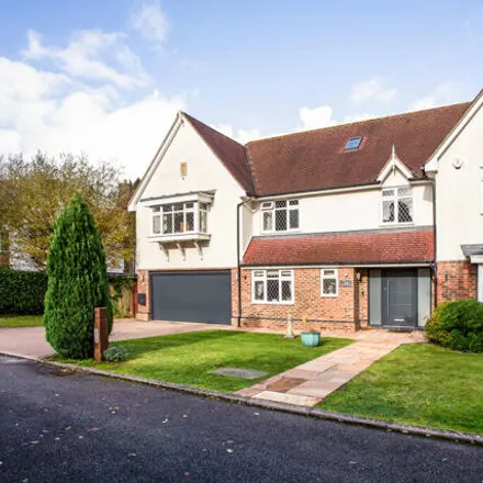 Image 1 - Welcomes Road, London, CR8 5HH, United Kingdom - House for sale