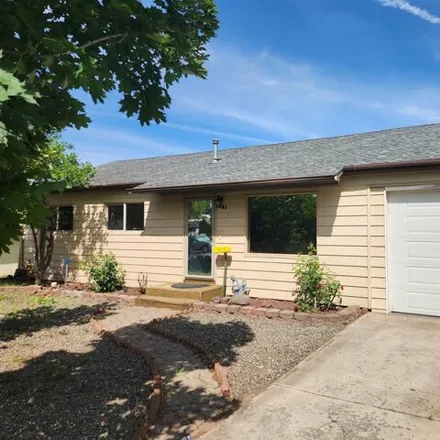 Buy this 2 bed house on 1065 14th Street in Clarkston, WA 99403