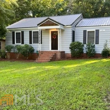 Buy this 2 bed house on 231 North Richmond Street in Milledgeville, GA 31061