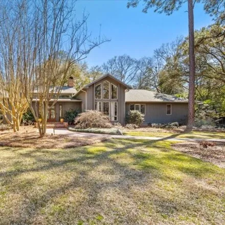 Buy this 5 bed house on 2803 Rabbit Hills Road in Tallahassee, FL 32308