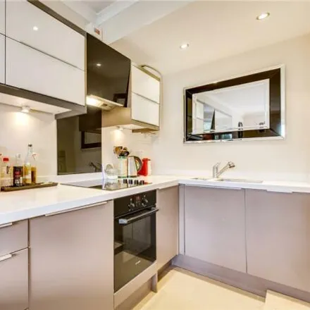 Rent this 2 bed apartment on Knoll House in 77 Carlton Hill, London