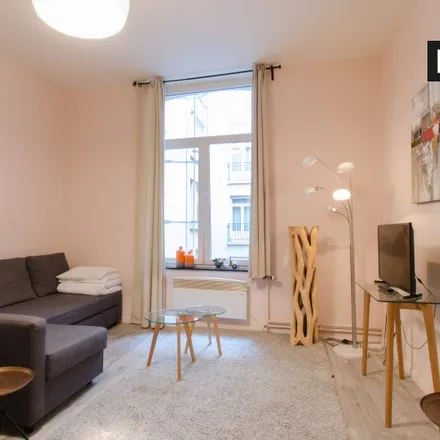 Rent this studio apartment on Hôtel Atlanta in Passage du Nord - Noorddoorgang, 1000 Brussels
