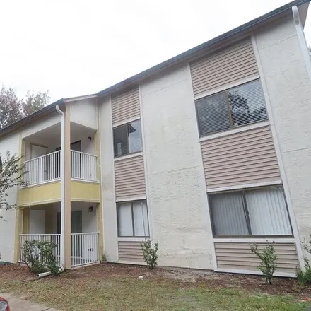 Buy this 2 bed condo on 3960 Oak Trail Run in Port Orange, FL 32127