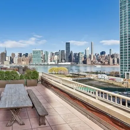 Image 4 - Citylights at Queens Landing, 4-74 48th Avenue, New York, NY 11109, USA - Apartment for rent