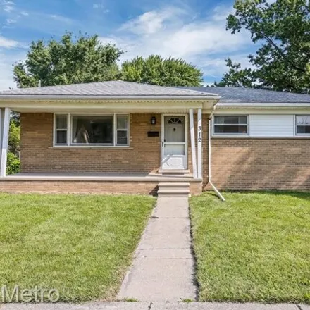 Image 2 - 328 West Lincoln Avenue, Madison Heights, MI 48071, USA - House for rent