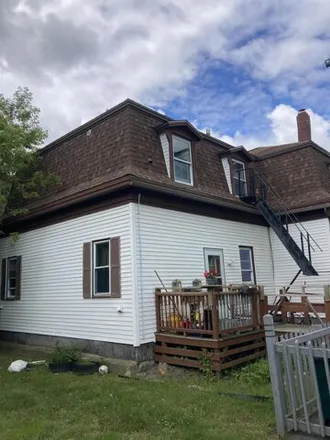 Image 2 - 93 Summer St, Biddeford, Maine, 04005 - House for sale