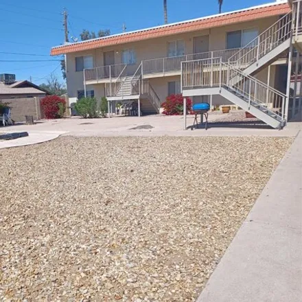Image 2 - 3511 West Rovey Avenue, Phoenix, AZ 85019, USA - Apartment for rent