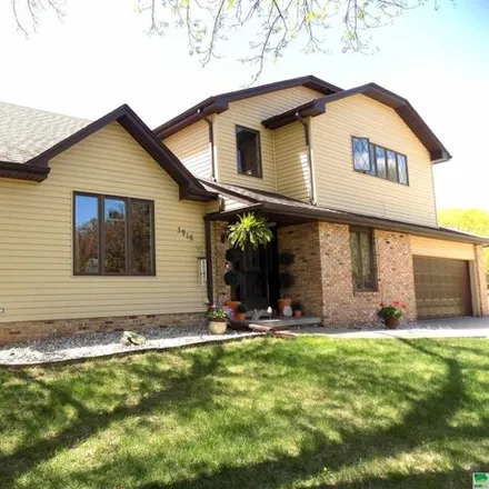 Buy this 4 bed house on 3986 Kateri Court in Sioux City, IA 51106