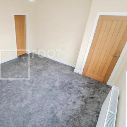 Image 4 - Watty Hall Road, Bradford, BD6 3AP, United Kingdom - House for rent