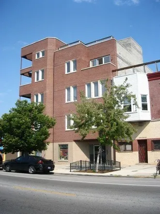 Rent this 2 bed condo on 1816 West Division Street in Chicago, IL 60622